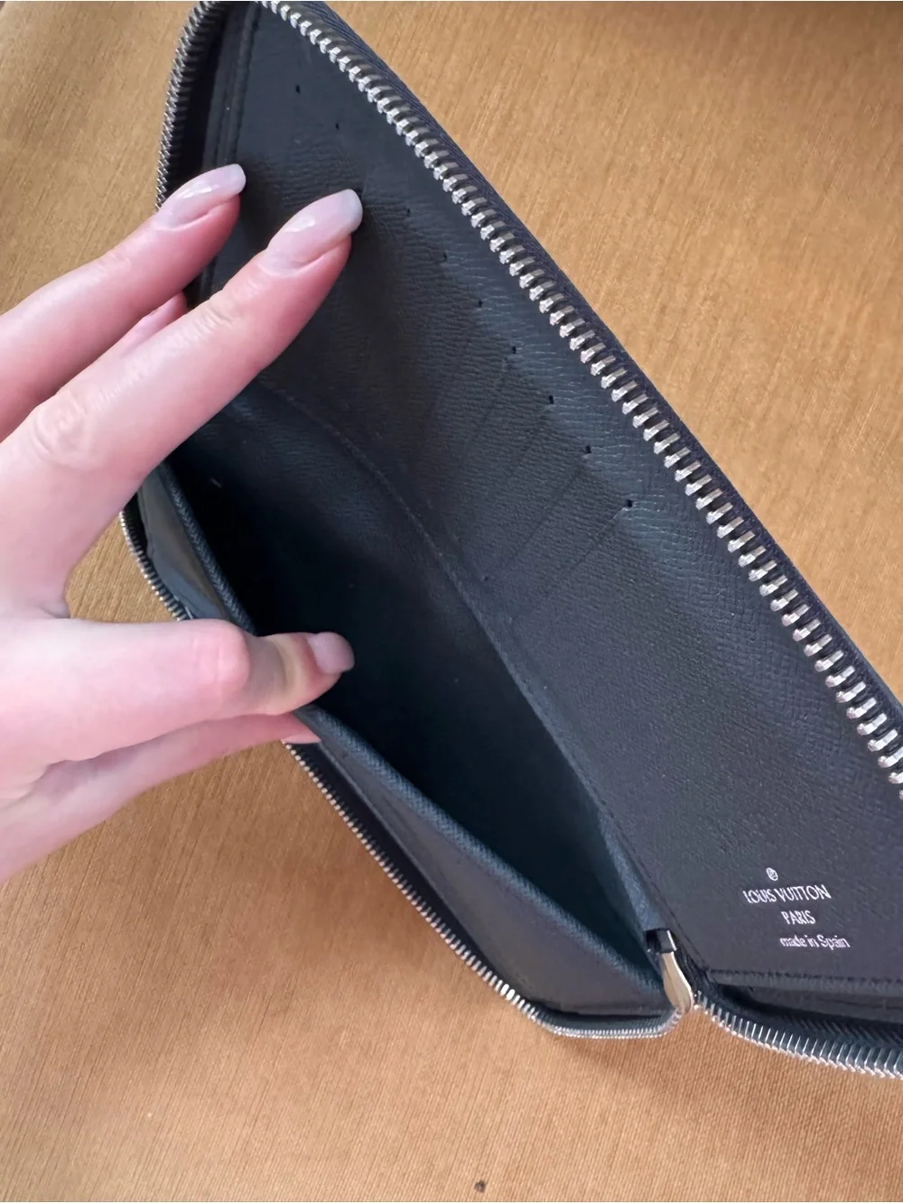 Louis Vuitton Zippy Leather long wallet Organizer Black Taiga